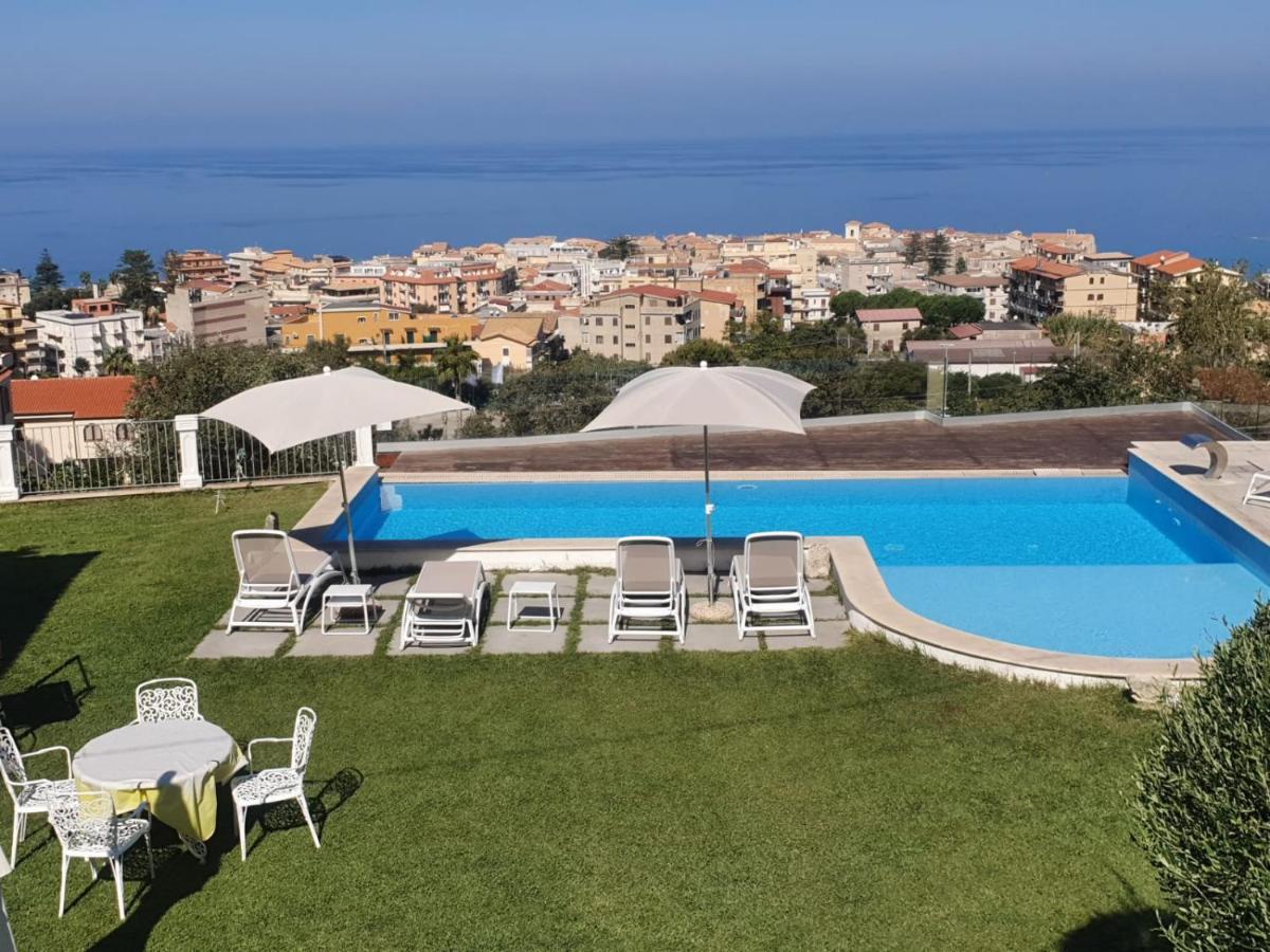 Appartamenti Borgo Panoramico N.2 โตรเปอา ภายนอก รูปภาพ